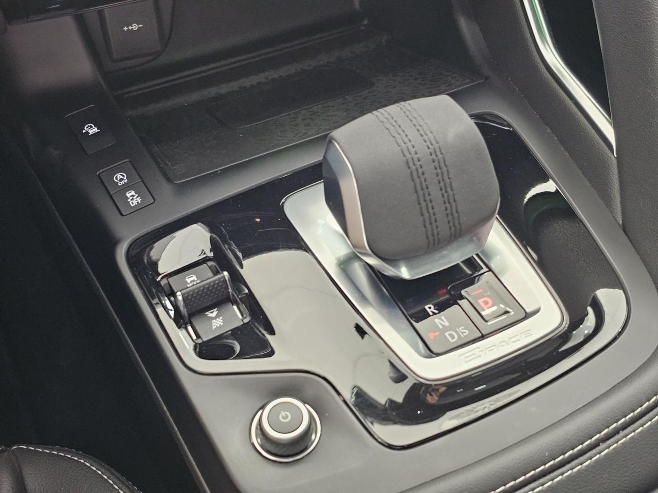Jaguar E-Pace R-Dynamic SE Navi Camera Tetto C.20" LED BlackPack