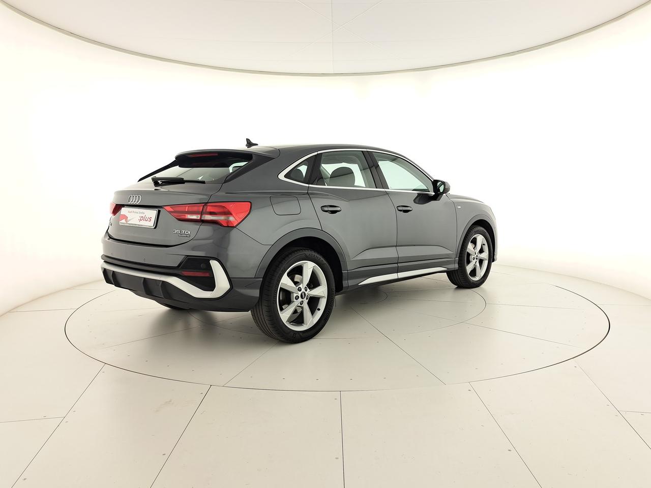 Audi Q3 sportback 35 2.0 tdi s line edition quattro s-tronic