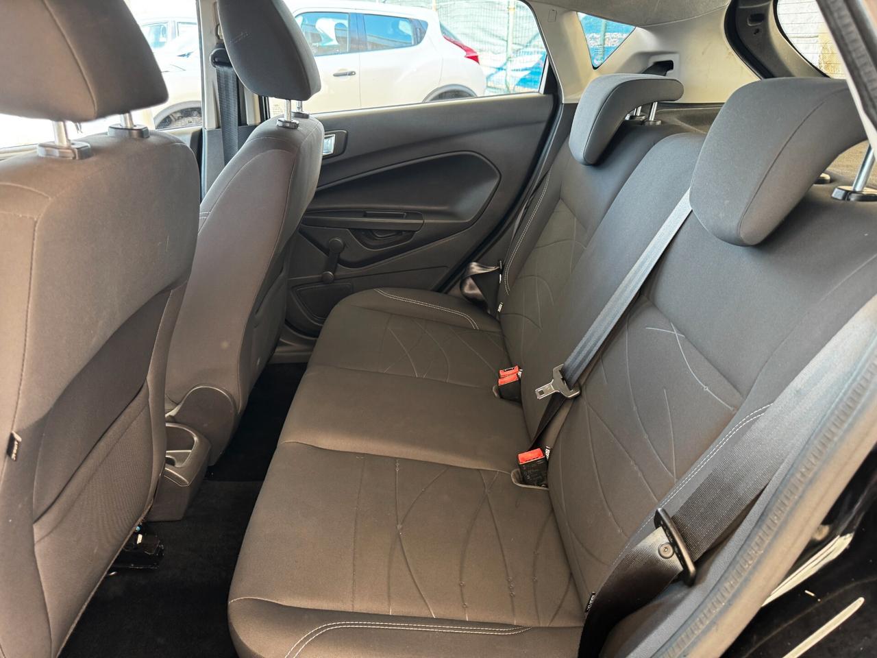 Ford Fiesta 1.5 TDCi 75CV Business - 2017