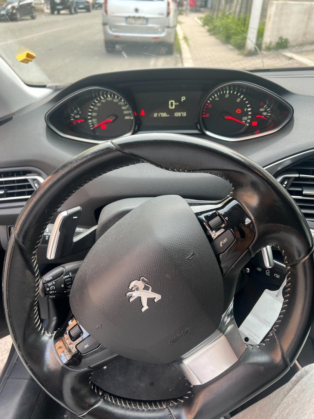 Peugeot 308 BlueHDi 130 S&S EAT8 SW Active