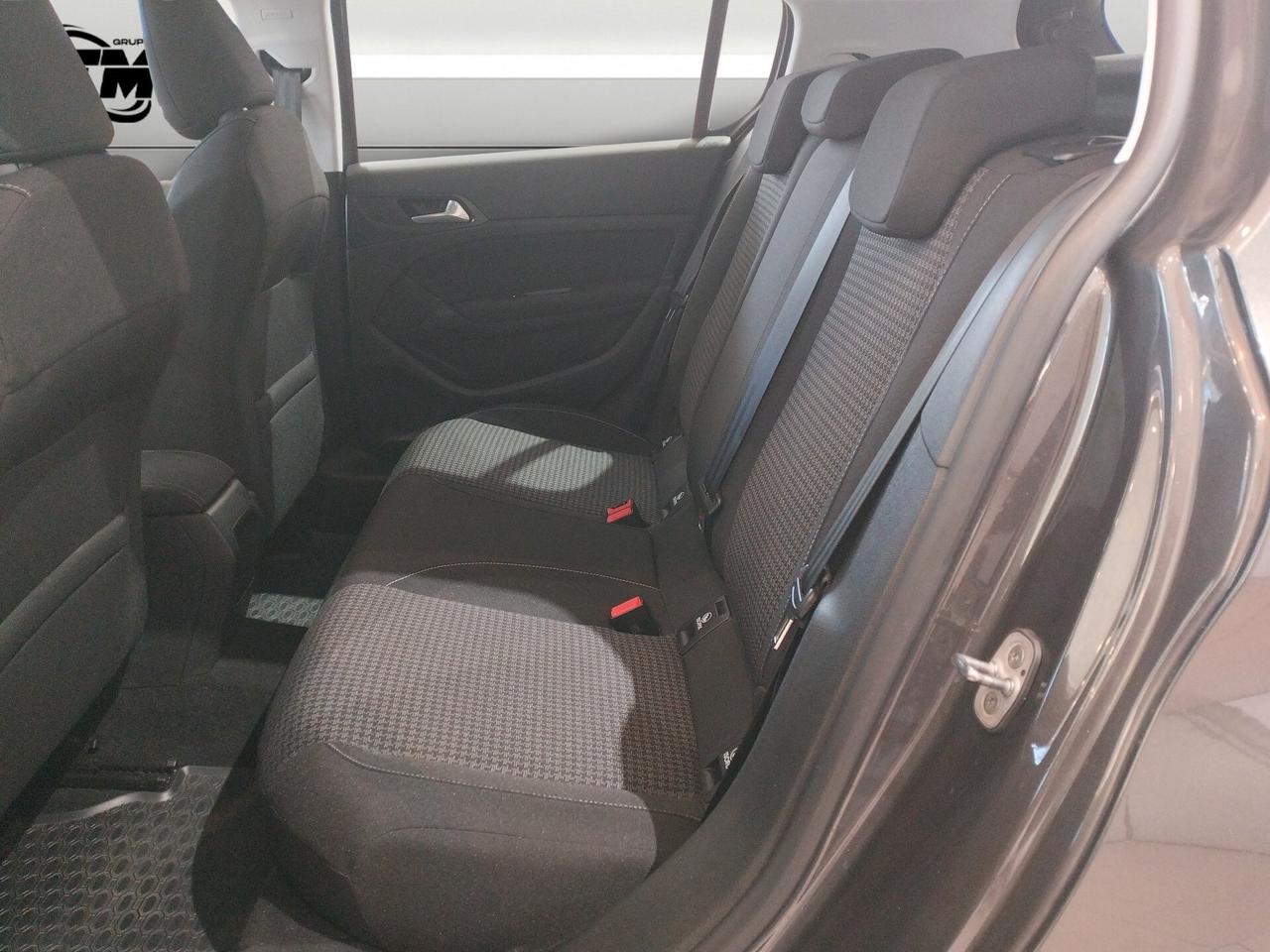 Peugeot 308 5p 1.5 bluehdi Active *99.000 KM*