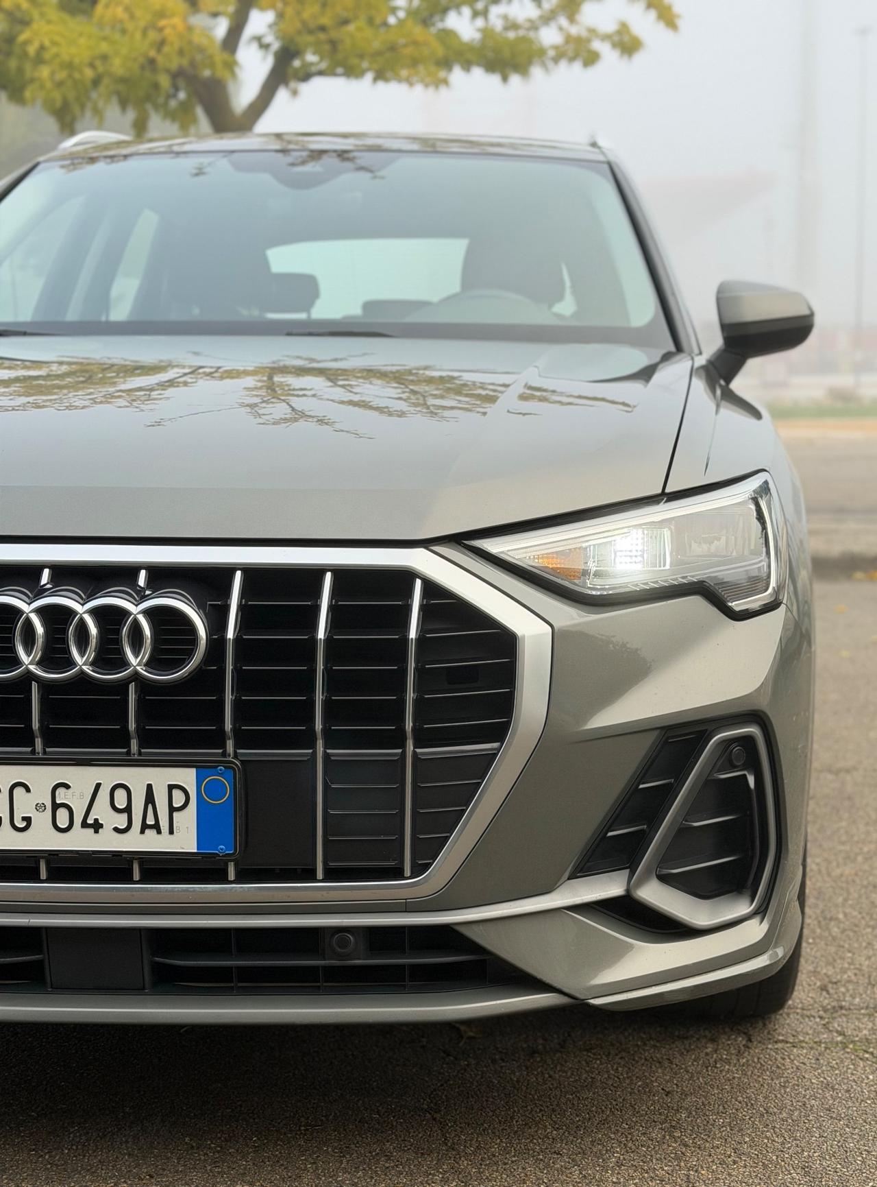 Audi Q3 35 2.0 Tdi 150CV S line STronic