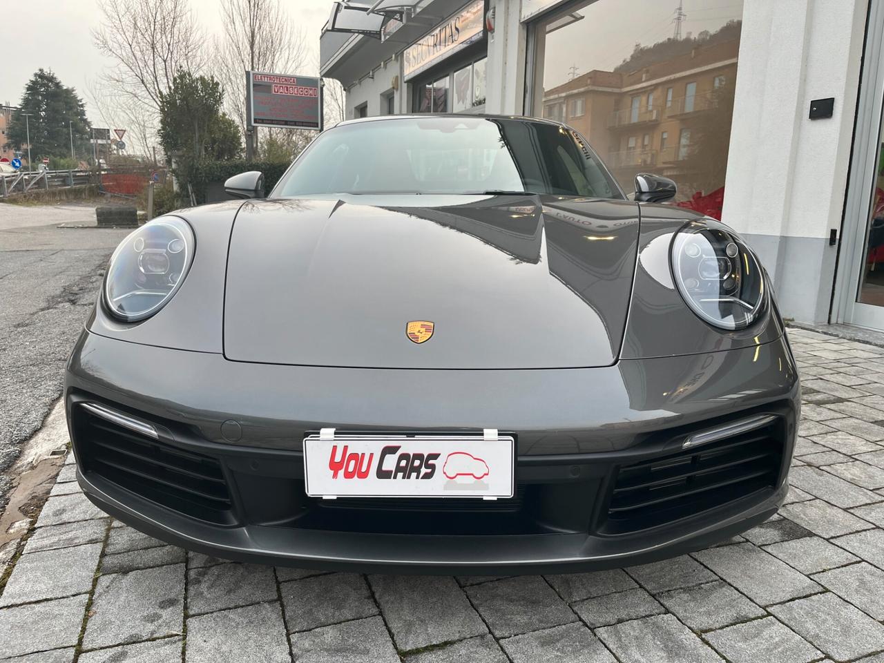 Porsche 911 Carrera 4