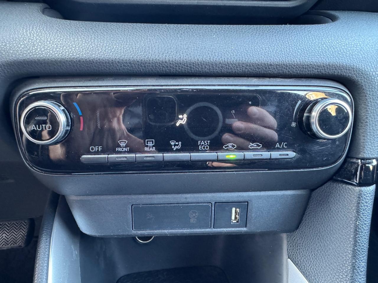 Toyota Yaris 1.5 Hybrid 5 porte Lounge