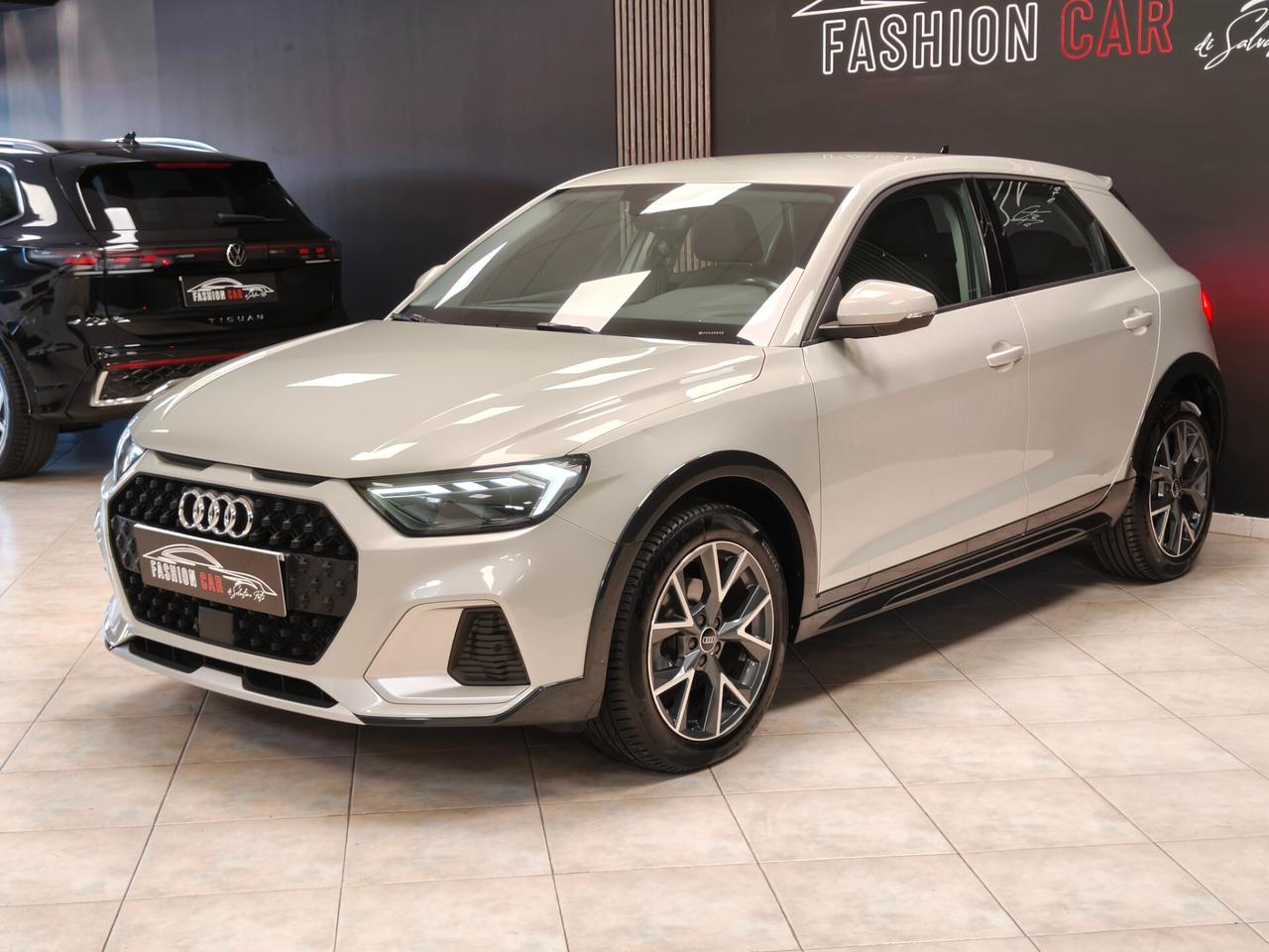 Audi A1 allstreet 30 TFSI Admired