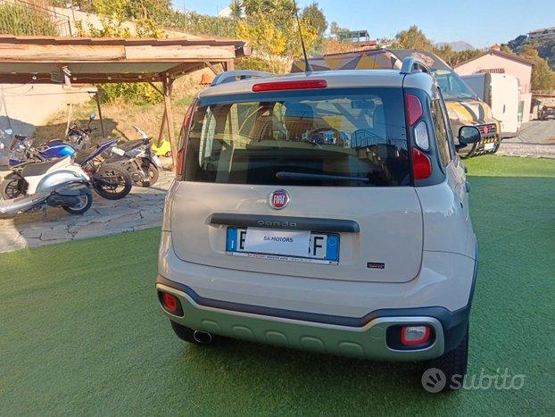 PANDA CROSS 0.9 Twin Air Turbo S&S 44 K-Way BENZ