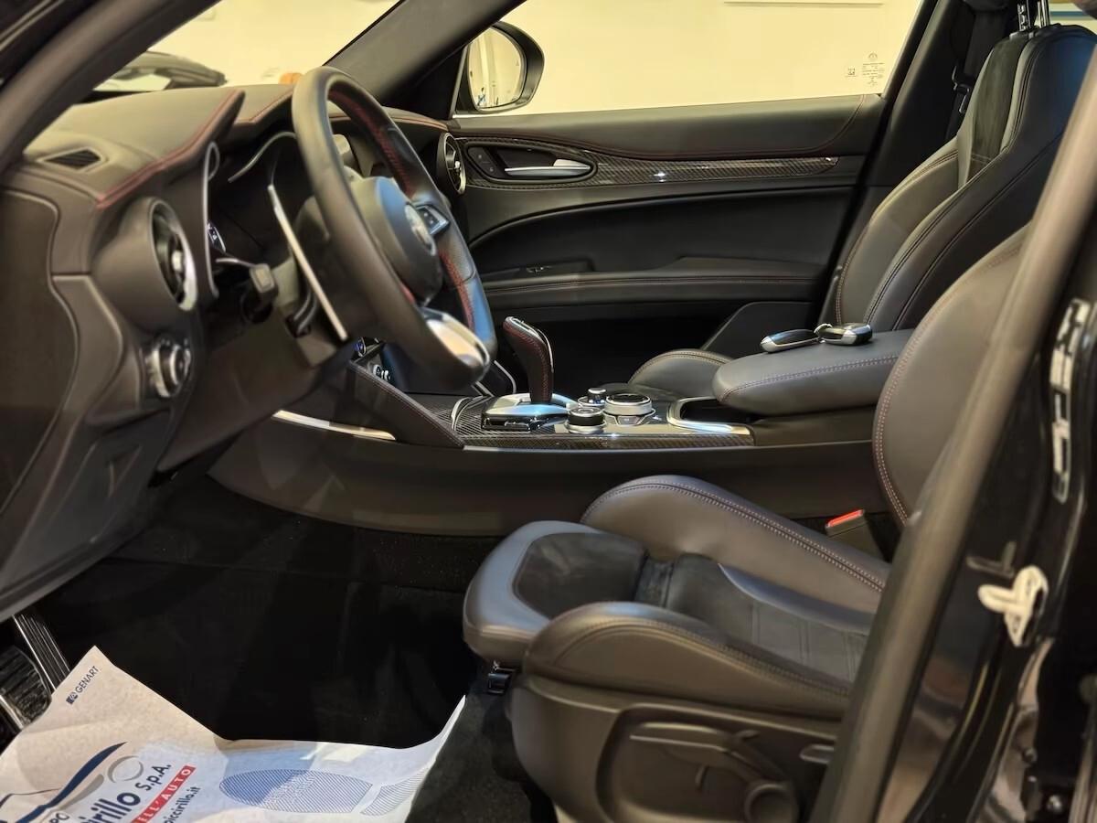 Alfa Romeo Stelvio 2.9 Bi-Turbo V6 510 CV AT8 Quadrifoglio