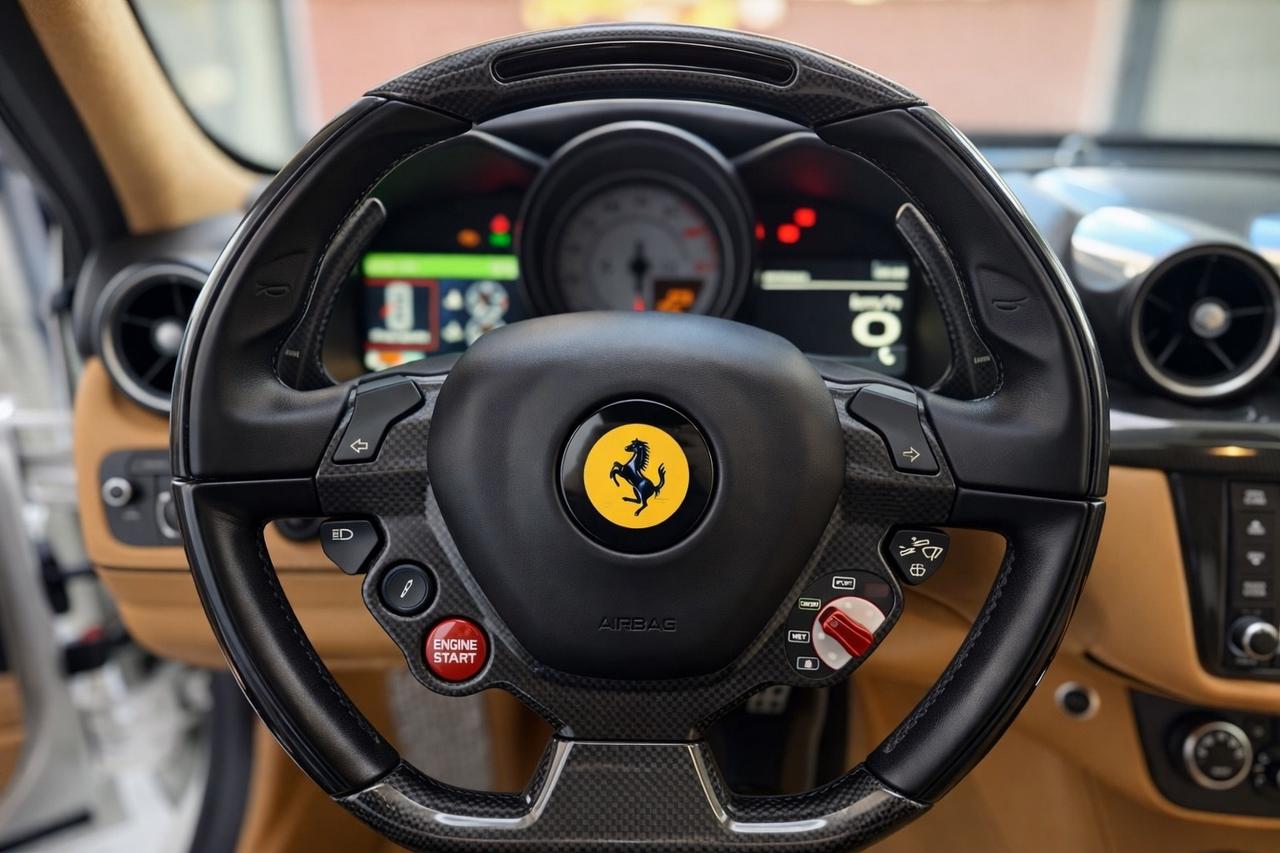 Ferrari FF 2012 Tailor Made – Full Optional – Bianco Perla – Tagliandi Ferrari