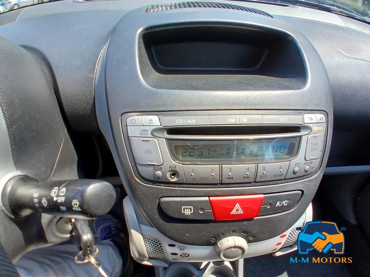 Toyota Aygo 5 Porte Aygo 5p 1.0 Sol FL