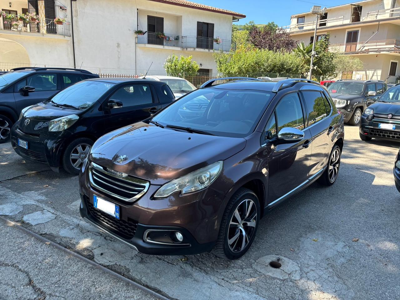 Peugeot 2008 1.6 e-HDi 115 CV Stop&Start Allure