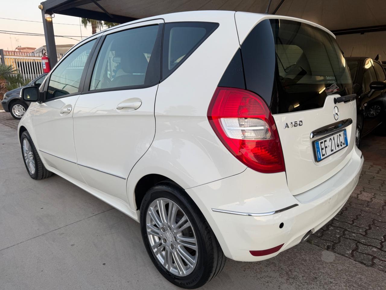 Mercedes CLASSE A 160 BENZINA 2011