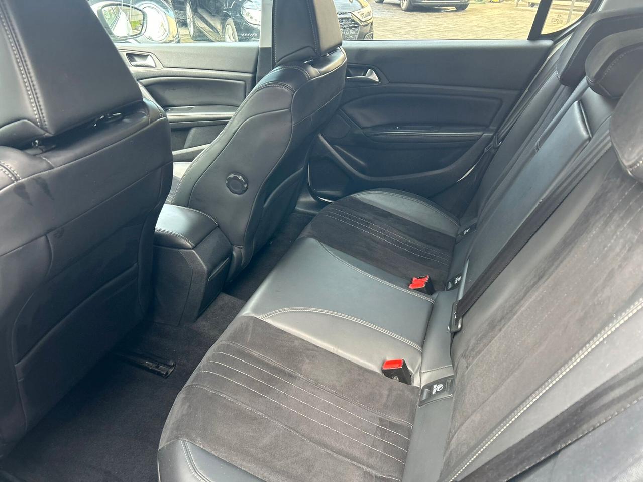 Peugeot 308 BlueHDi 120 S&S Business