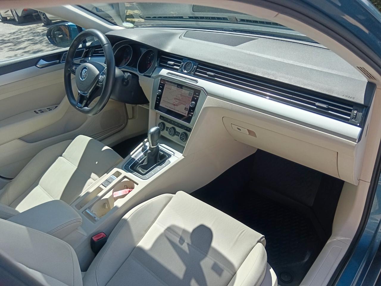 Volkswagen Passat 1.6 TDI 120CV TETTO APRIBILE