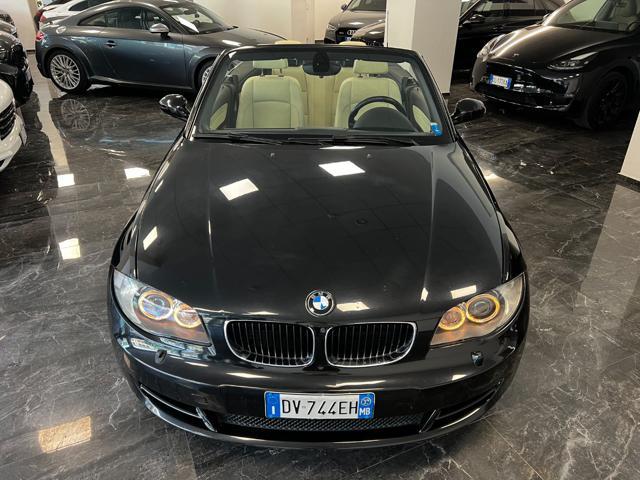 BMW 120 i Cabrio Futura / PELLE / 18" / CLIMA
