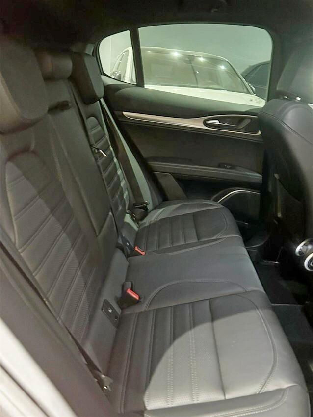 Alfa Romeo Stelvio 2.2 Turbodiesel 210 CV AT8 Q4 Veloce