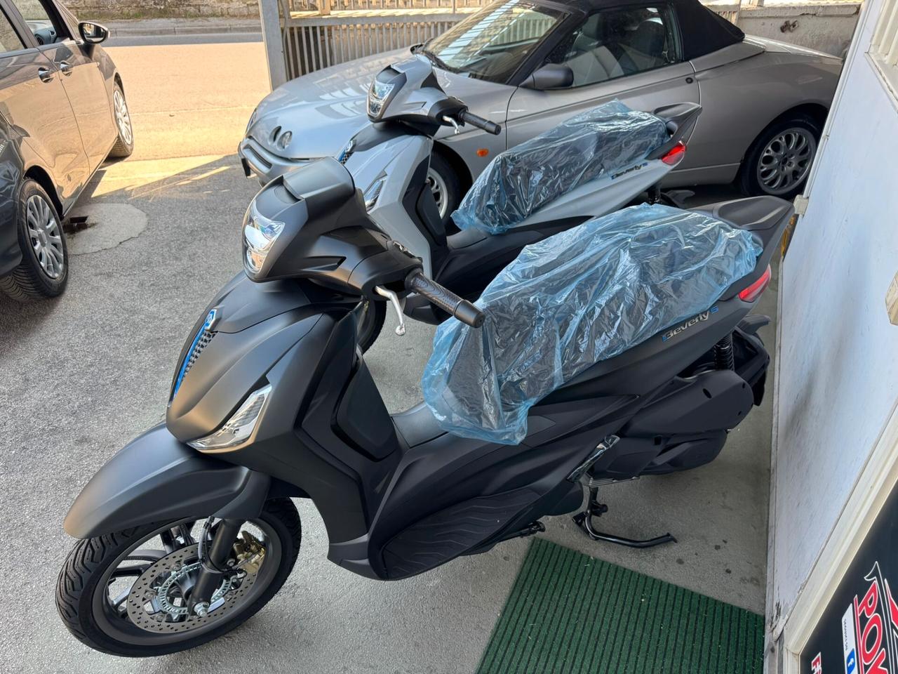 PIAGGIO BEVERLY S 310 E5+ FINANZIAMENTO SENZA BUSTA PAGA