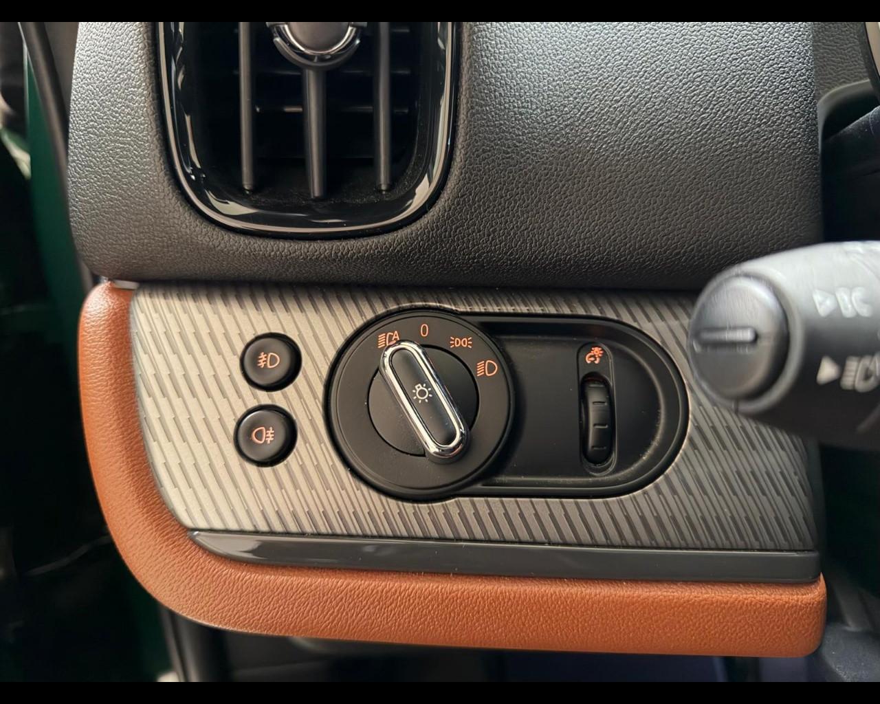 MINI Mini Countrym.(F60) - Mini 1.5 Cooper Yours Countryman