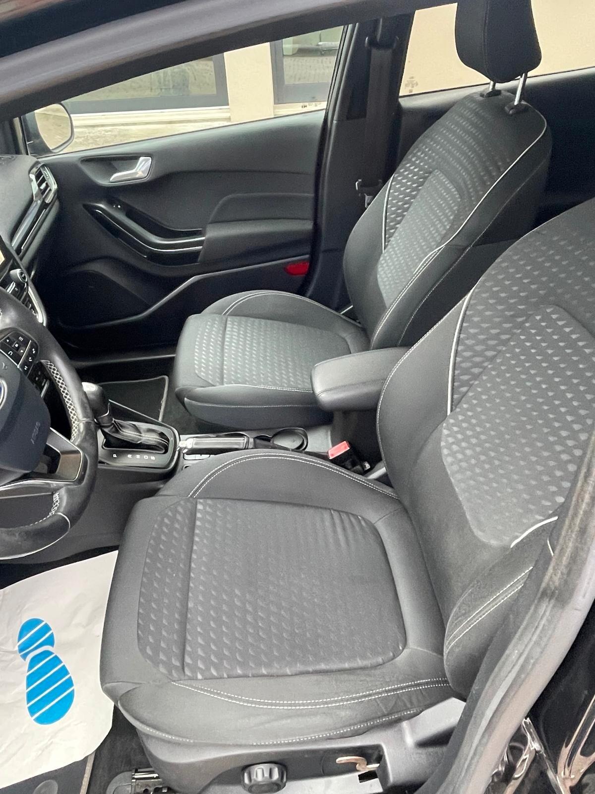 Ford Fiesta Automatica benzina 1.0