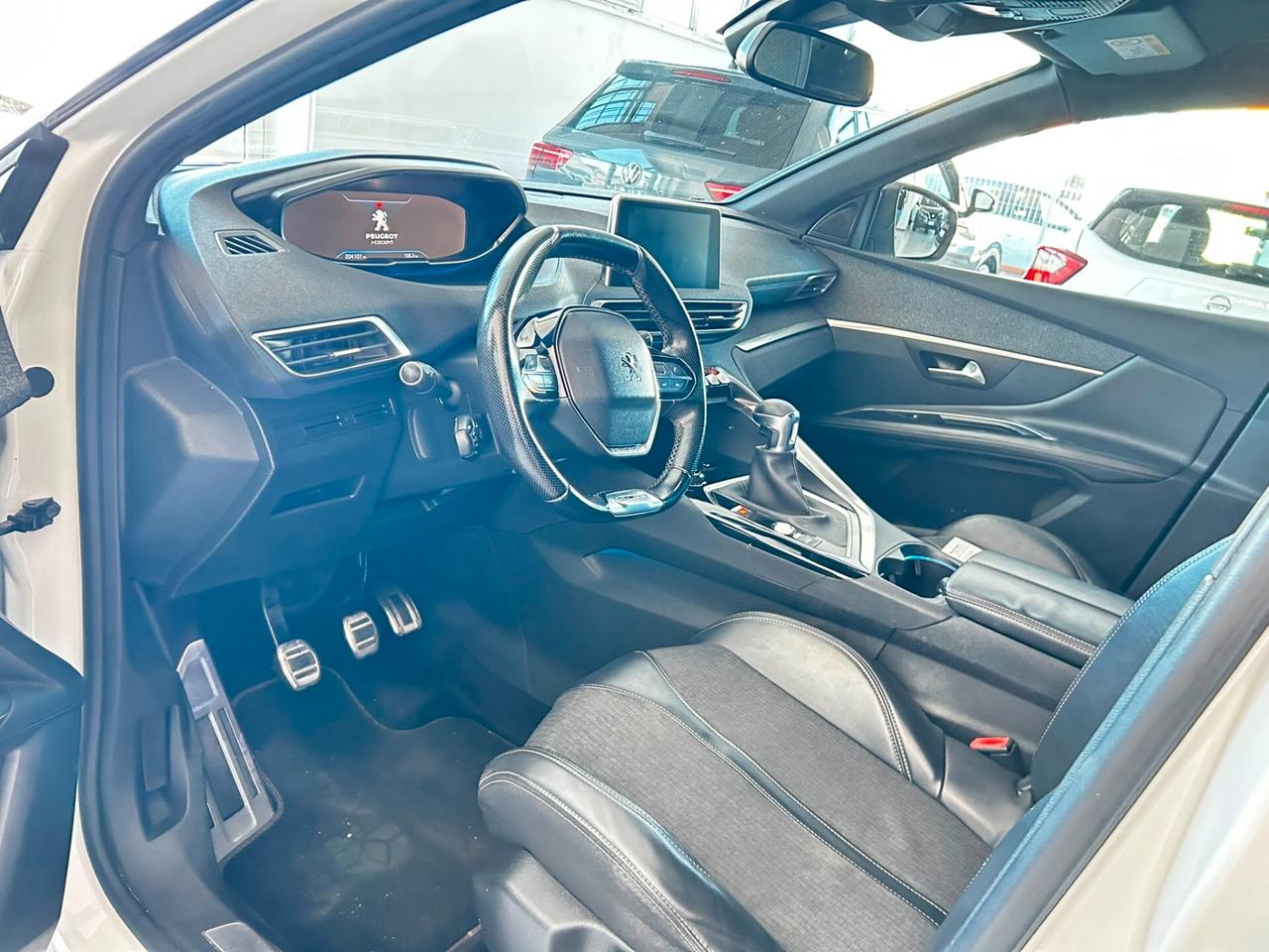 Peugeot 3008 BlueHDi 2018