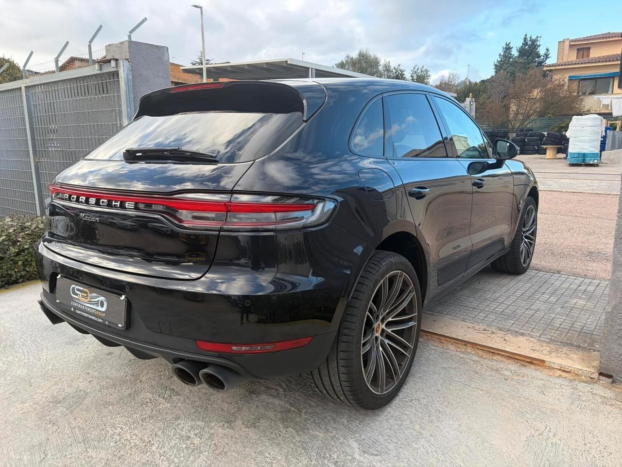 PORSCHE MACAN FULL - PANORAMA