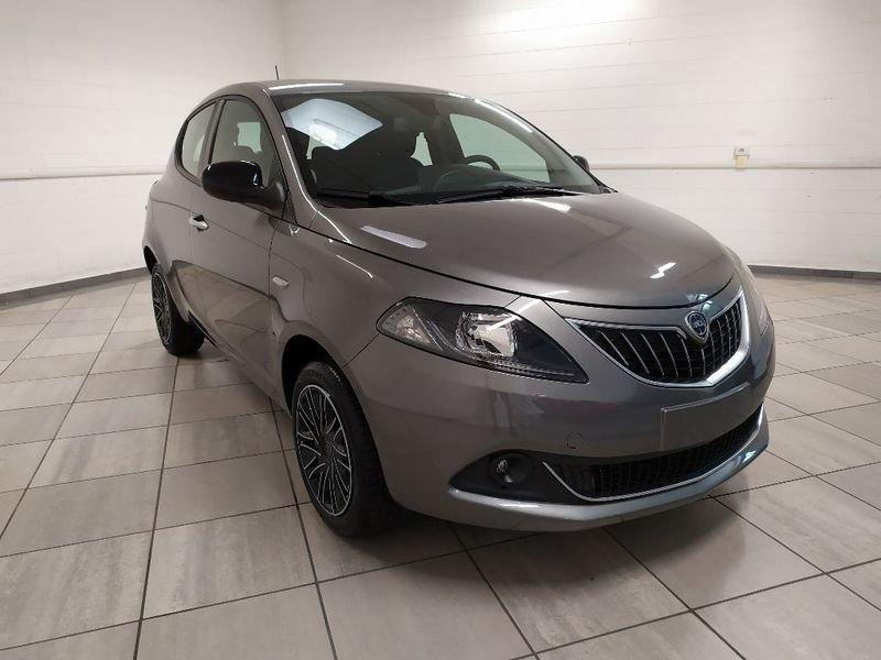 Lancia Ypsilon 1.0 firefly hybrid Gold s&s 70cv 5p.ti