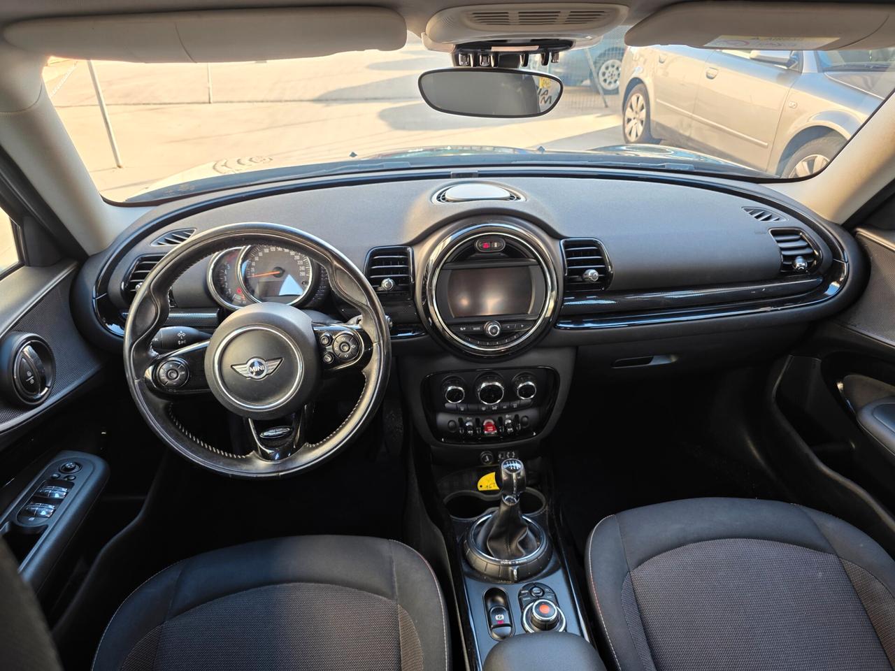 Mini One Clubman 1.5 D Hype km veri