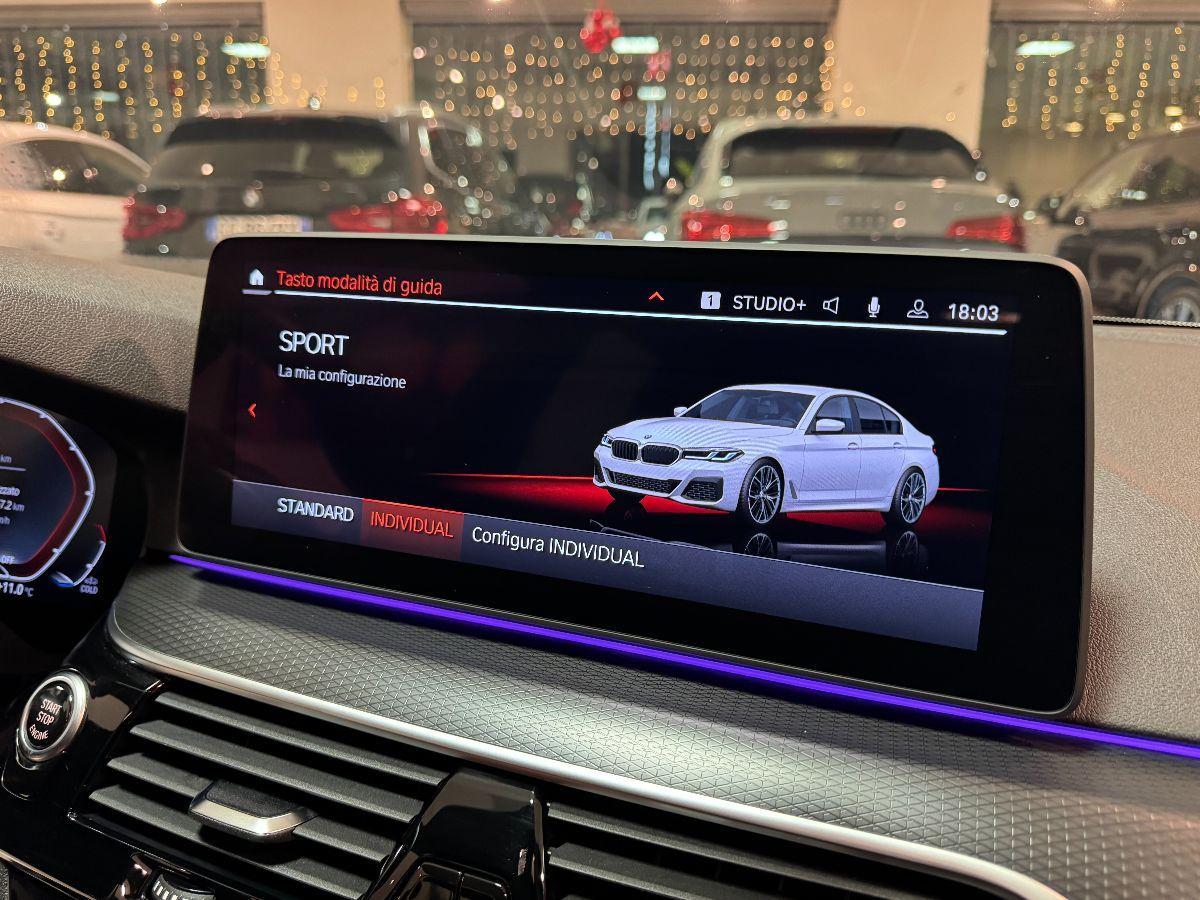 BMW Serie 5 520d xDrive Berlina Msport