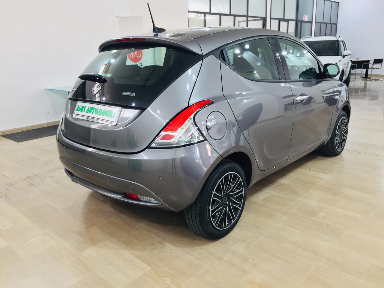 LANCIA Ypsilon 1.0 5p. Hybrid Gold