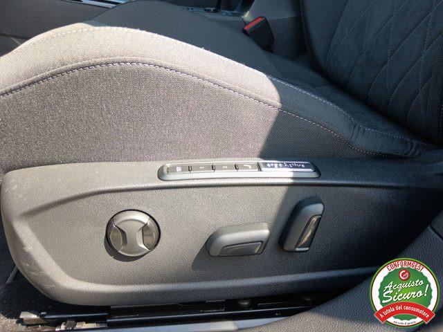 VOLKSWAGEN Golf 2.0 TDI 115 CV SCR Style