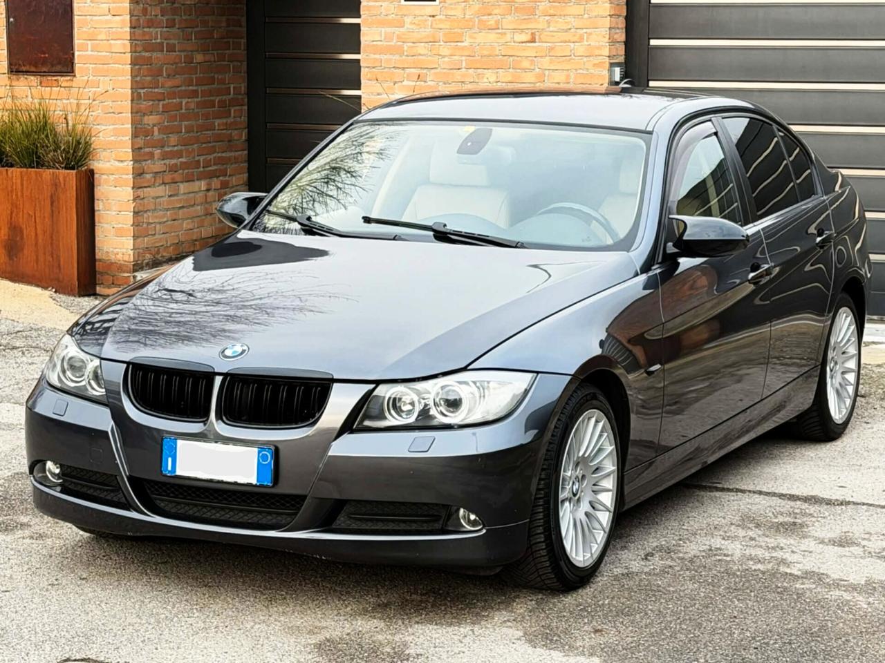 BMW 318i GPL-Berlina-189.000KM-Navi,Xeno,Pelle-FULL