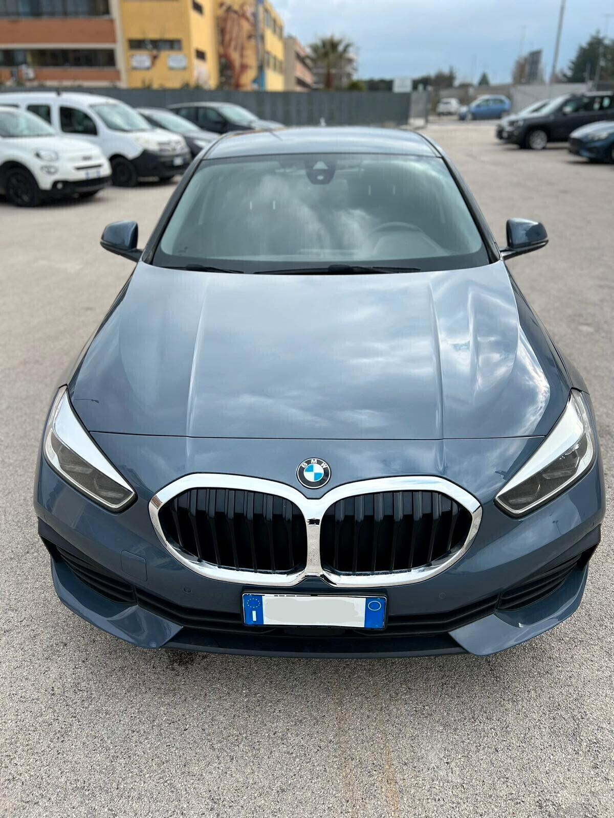 Bmw 116 116d 5p. Business Advantage