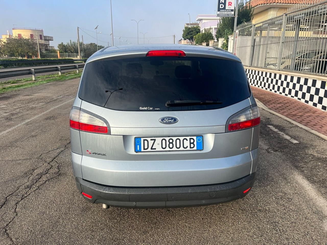 Ford S-Max 2.0 TDCi 140CV Titanium Unipro