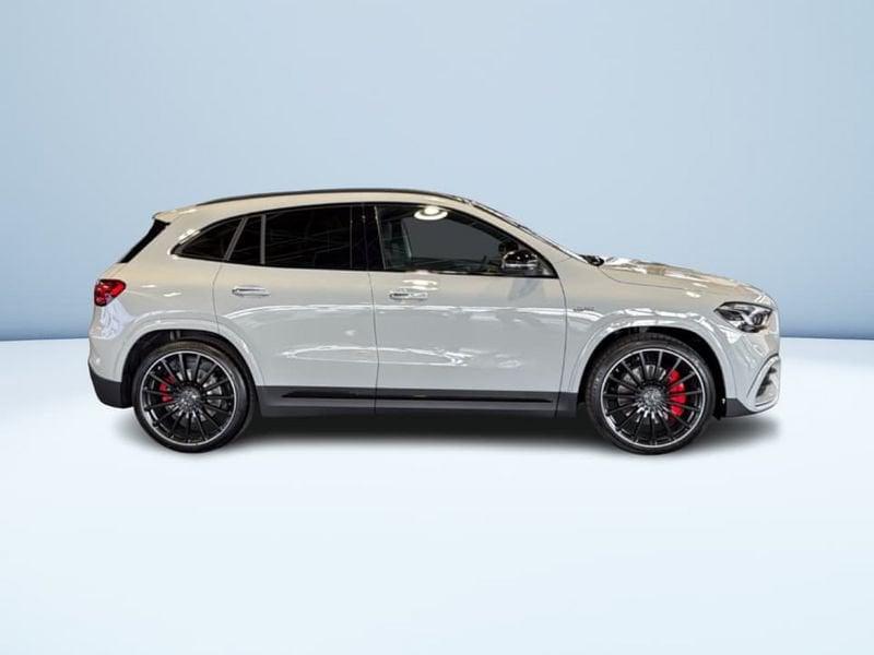 Mercedes-Benz GLA 35 AMG Premium Plus