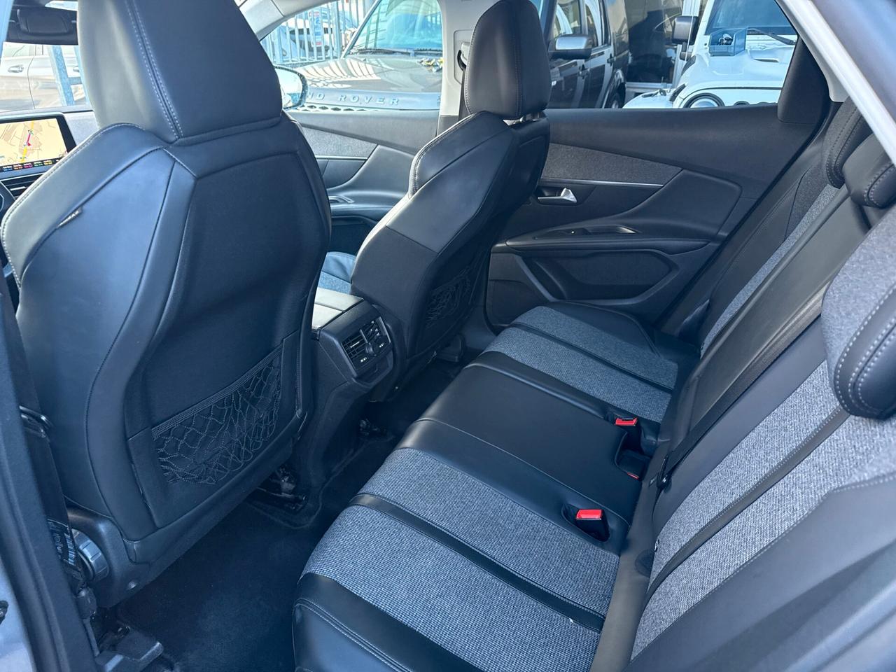 Peugeot 3008 1.6 bluehdi Business