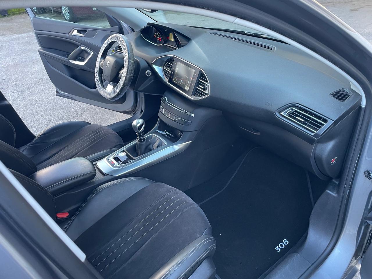 Peugeot 308 1.6 e-HDi 115 CV Stop&Start Allure Full dal nord Italia