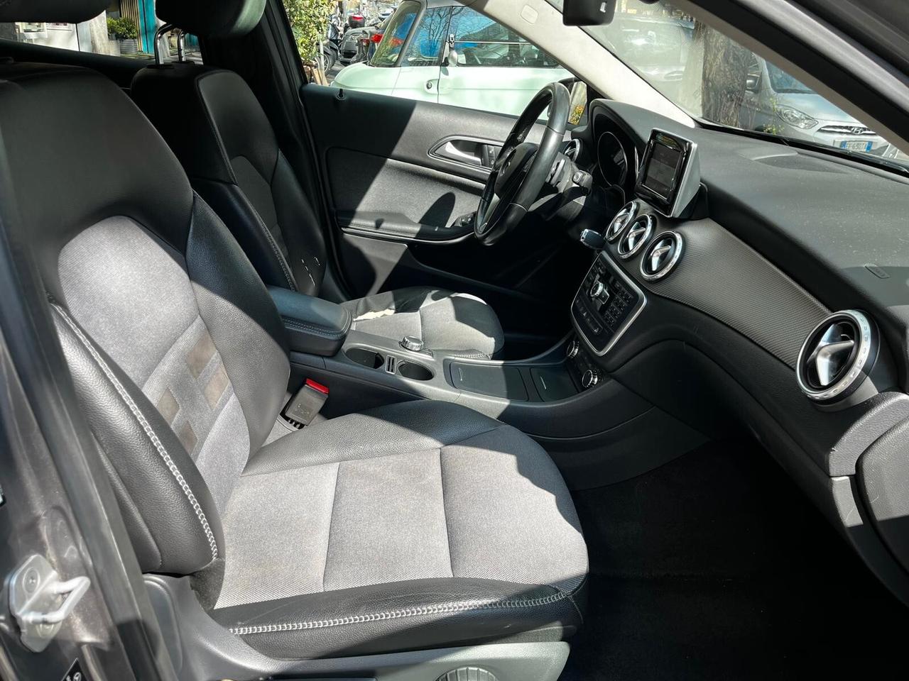 Mercedes-benz GLA 200 CDI Automatic 4Matic Premium