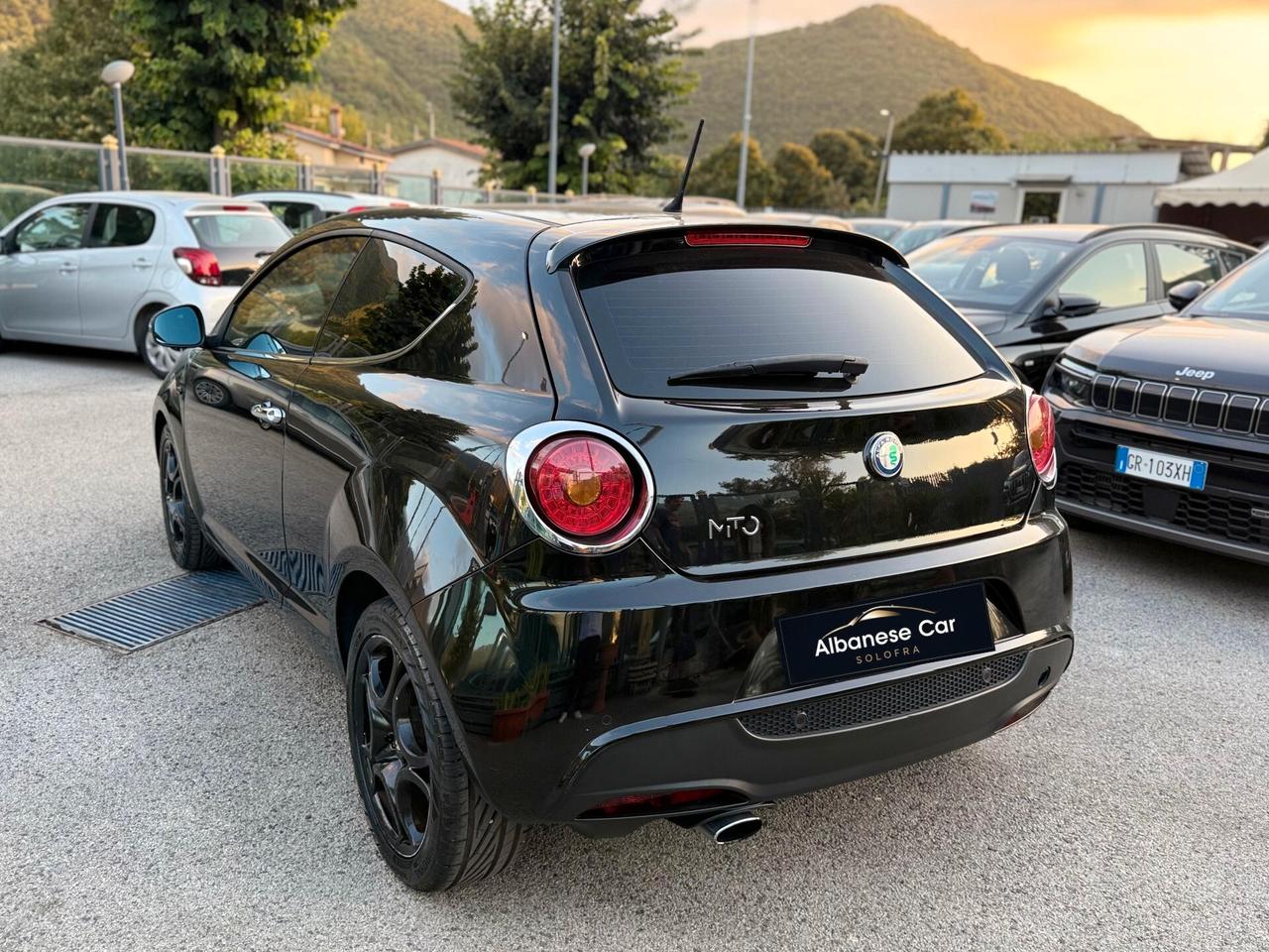 Alfa Romeo MiTo 1.6 JTDm-2 S&S Distinctive Sport Pack