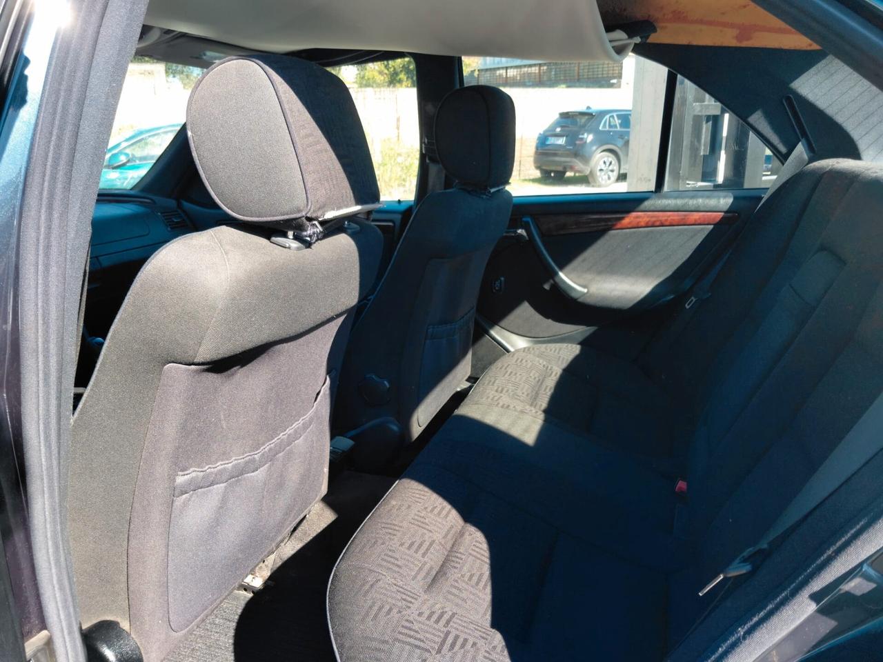 Mercedes-benz C 250 turbodiesel Elegance