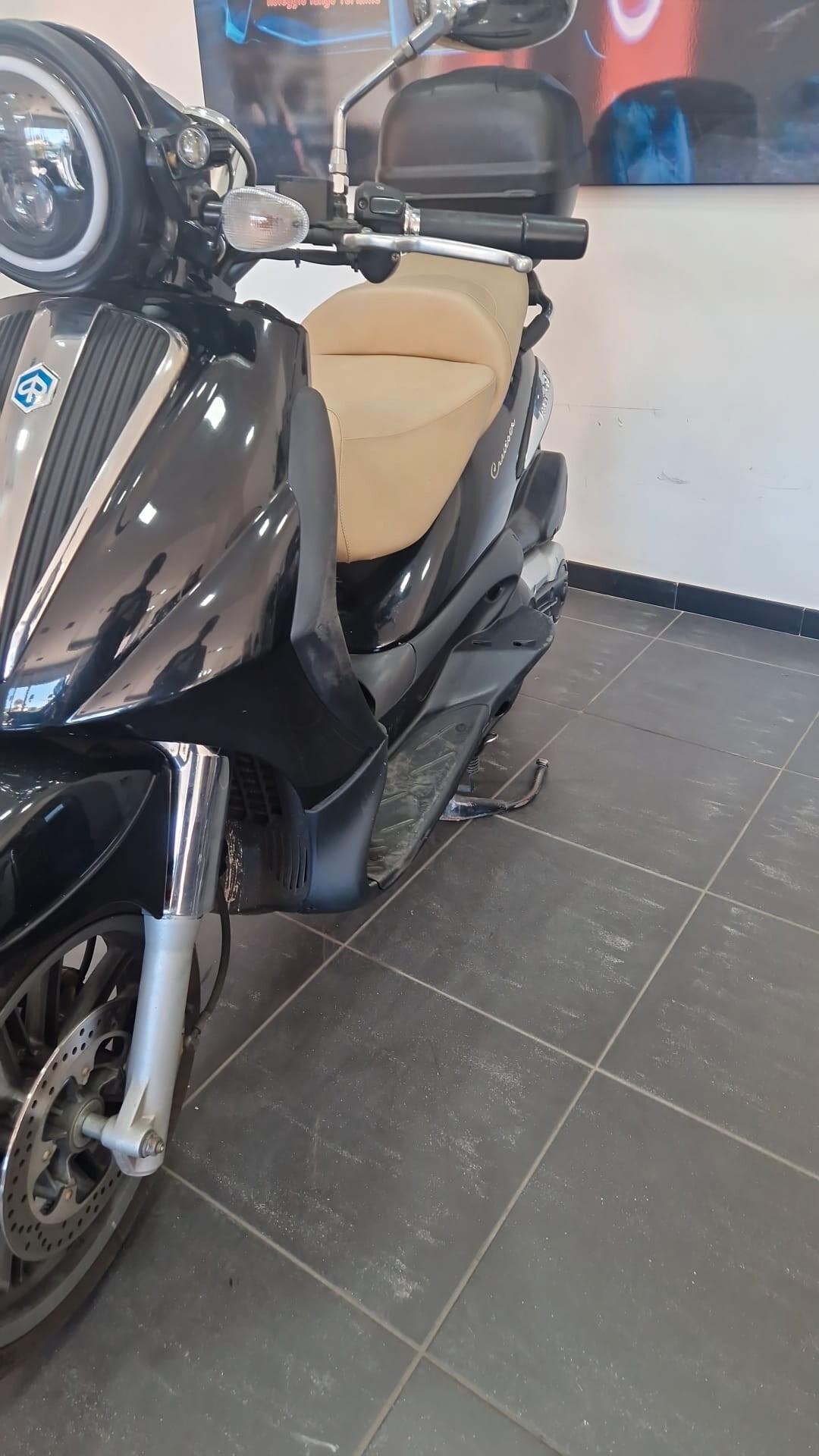 Piaggio Beverly 300