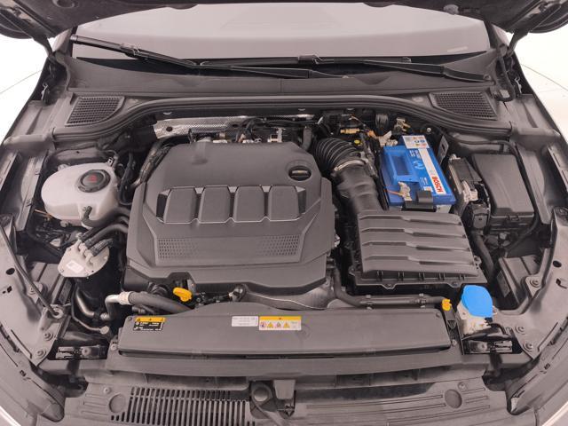 VOLKSWAGEN Golf 2.0 tdi Life 150cv dsg