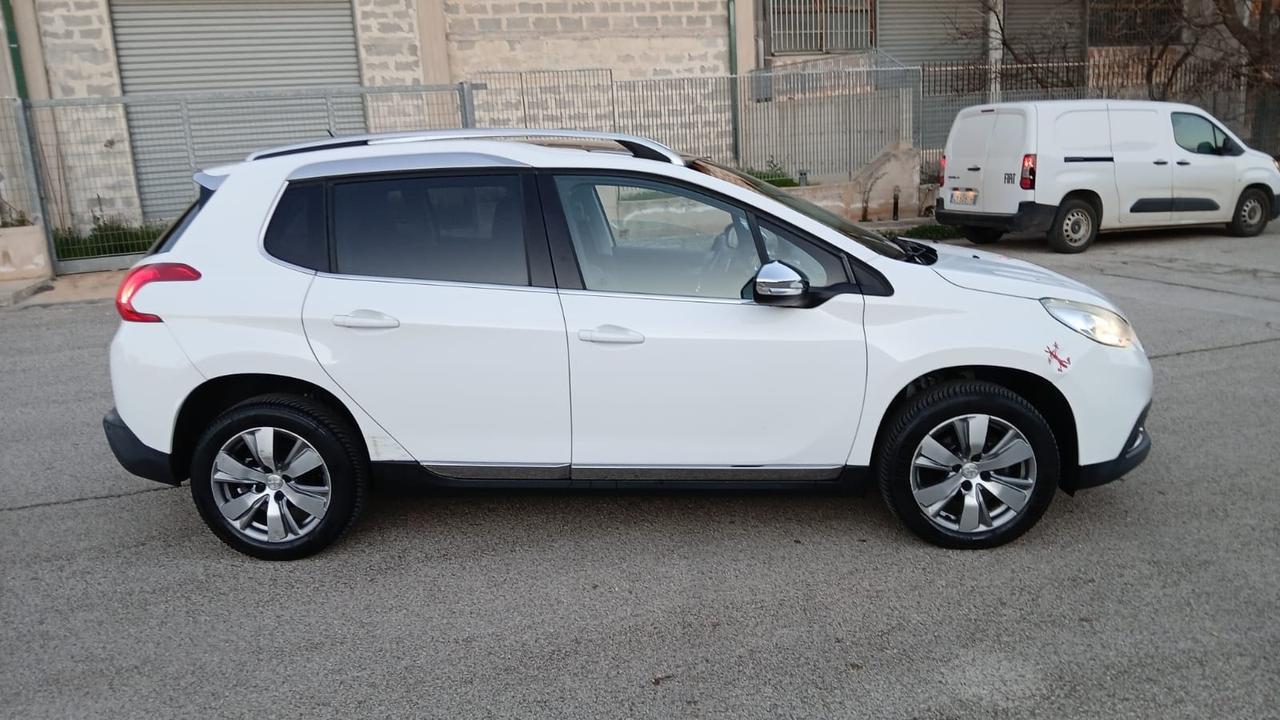 Peugeot 2008 BlueHDi 120 S&S Allure
