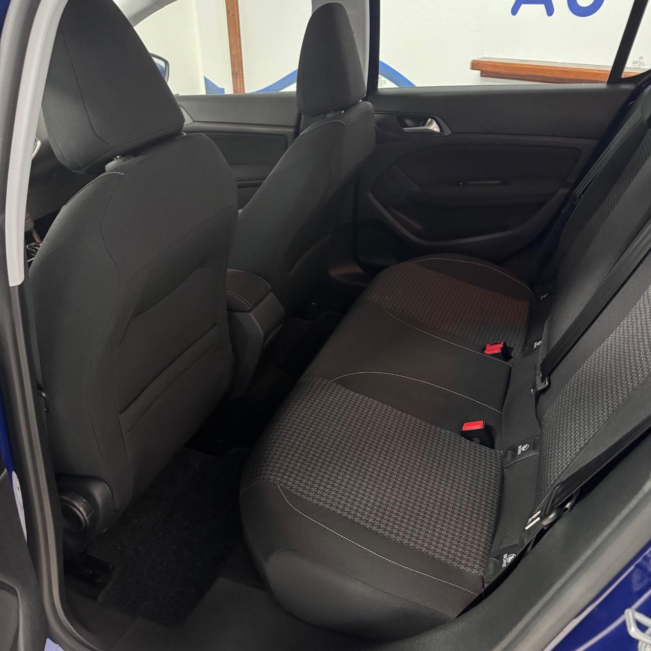 Peugeot 308 BlueHDi 130 S&S EAT8 Business
