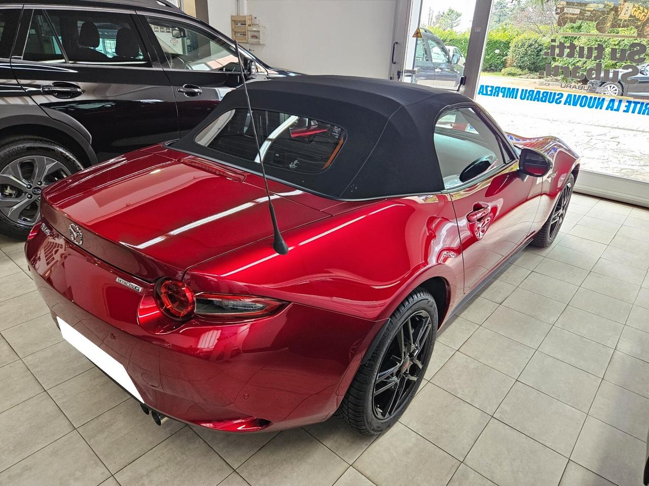 Mazda MX-5 1.5L Skyactiv-G Exceed - PELLE