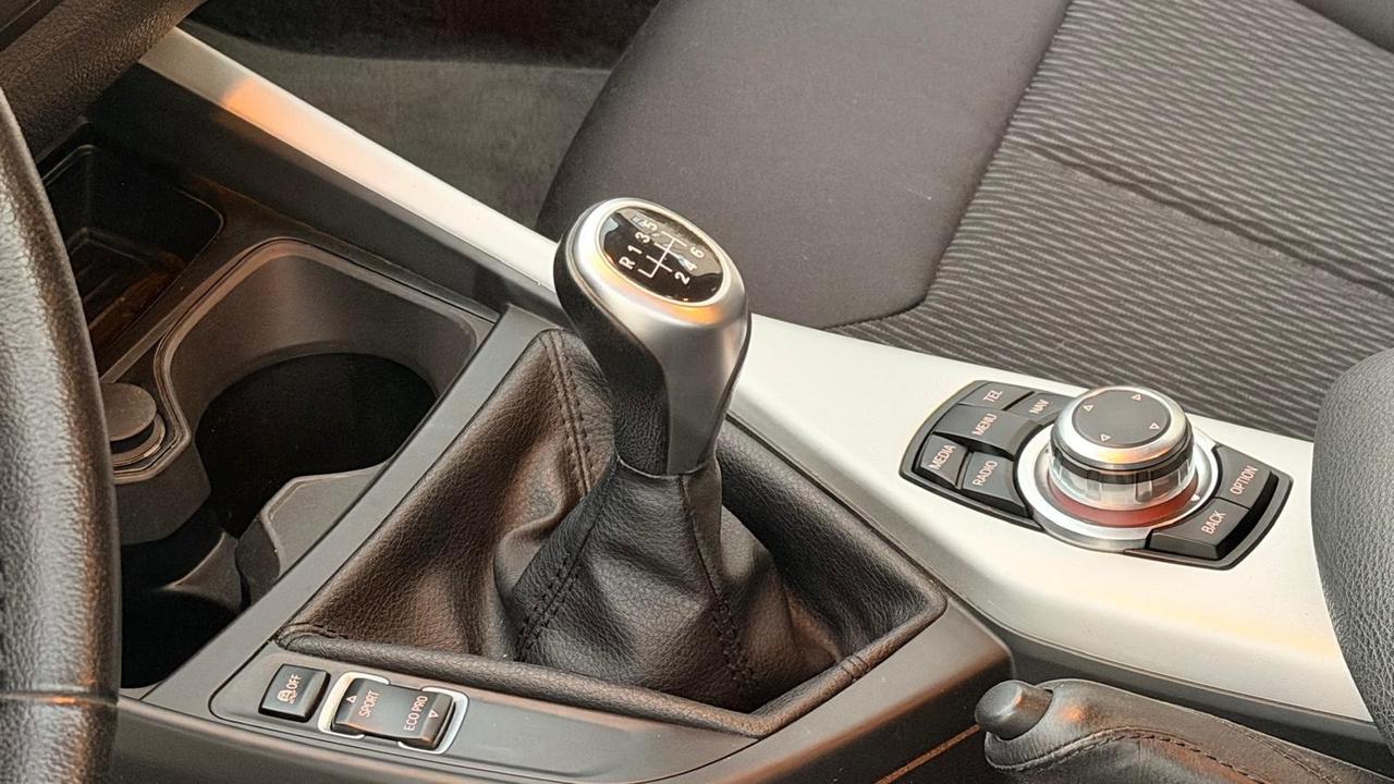 Bmw 116 116d 5p. Efficient Dynamics Urban