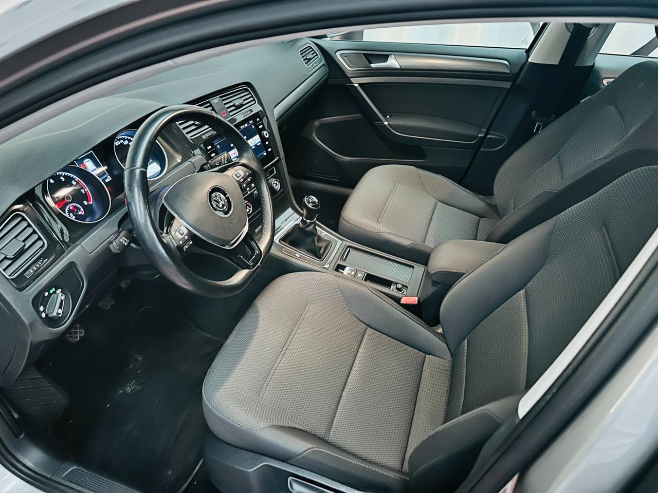 Volkswagen Golf 7.5 Variant 1.5 TSI 130 CV EVO Business BlueMotion