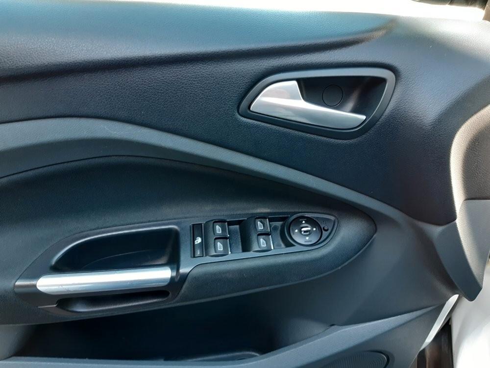 Ford C-Max 1.6 TDCi 95CV Titanium NEO PATENTATI
