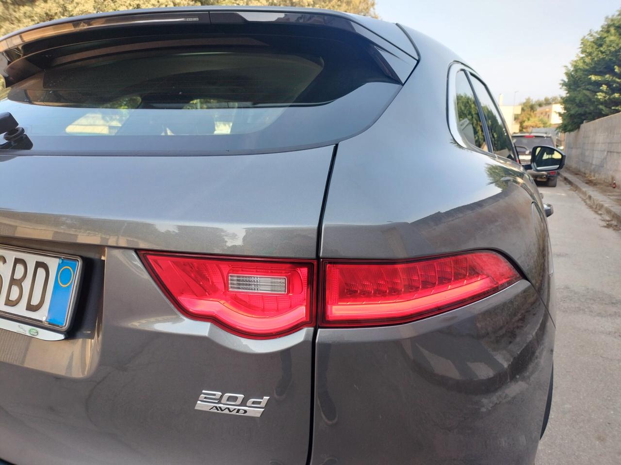 Jaguar F-Pace 2.0 D 180 CV AWD aut. Prestige