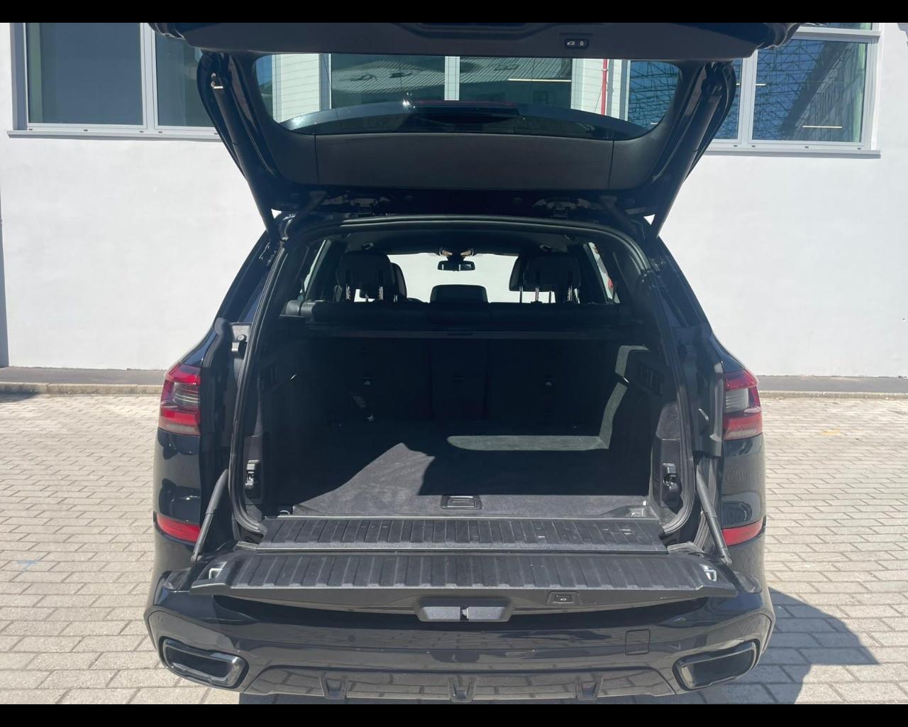 BMW X5 (G05/F95) - X5 xDrive25d Msport