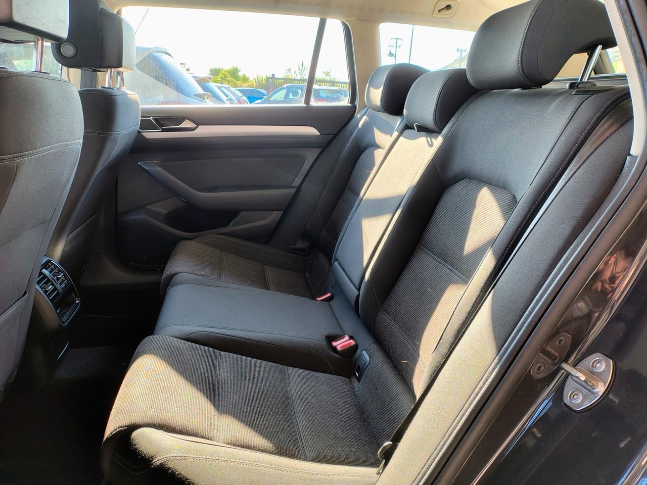 Volkswagen Passat 1.4 TSI DSG 2019 Trendline BlueMotion Technology