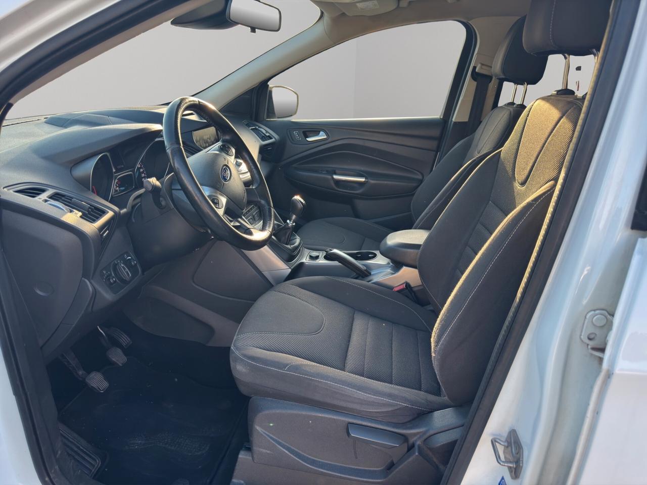 Ford Kuga 2.0 TDCI 120 CV S&S 2WD Titanium